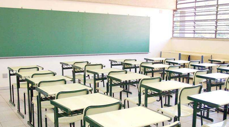 Escola atende recomendações do MP e alunos não estão mais expostos ao sol em sala de aula em Sousa - Foto: reprodução