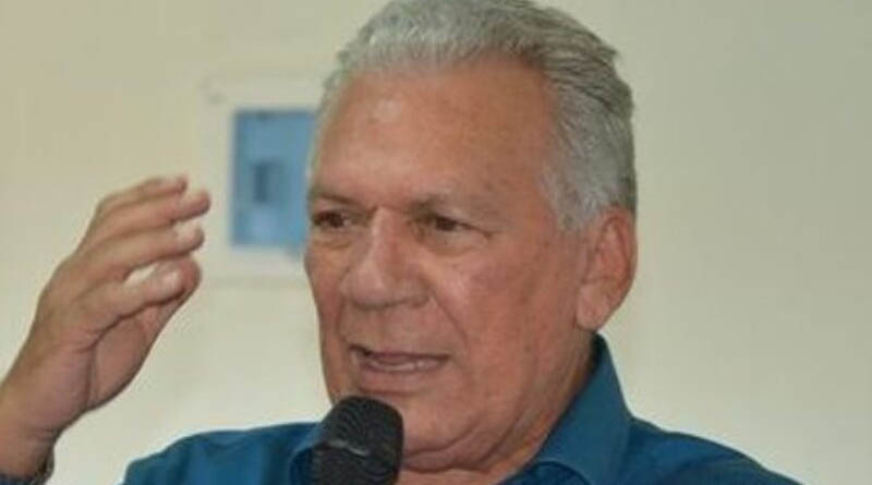 EXCLUSIVO: José Aldemir, prefeito de Cajazeiras, revela que foi ele quem articulou a ida do vereador Pipoca para o grupo de oposição em Sousa - OUÇA